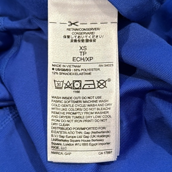 Gap Fit Woman’s Blue Athletic Quarter Zip Size Extra Small - Picture 8 of 8